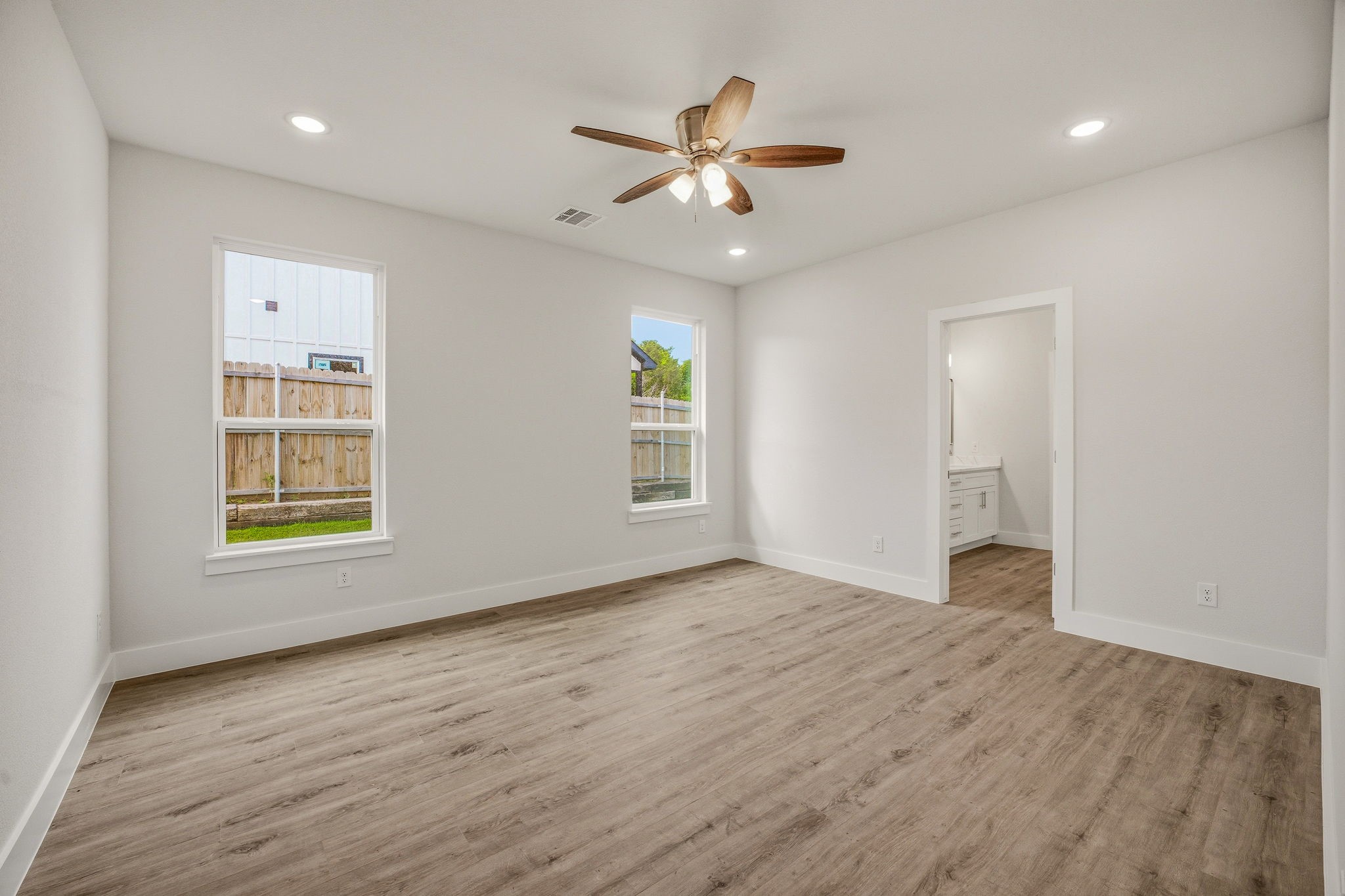 5506 Firewood Trail Granbury TX 76048