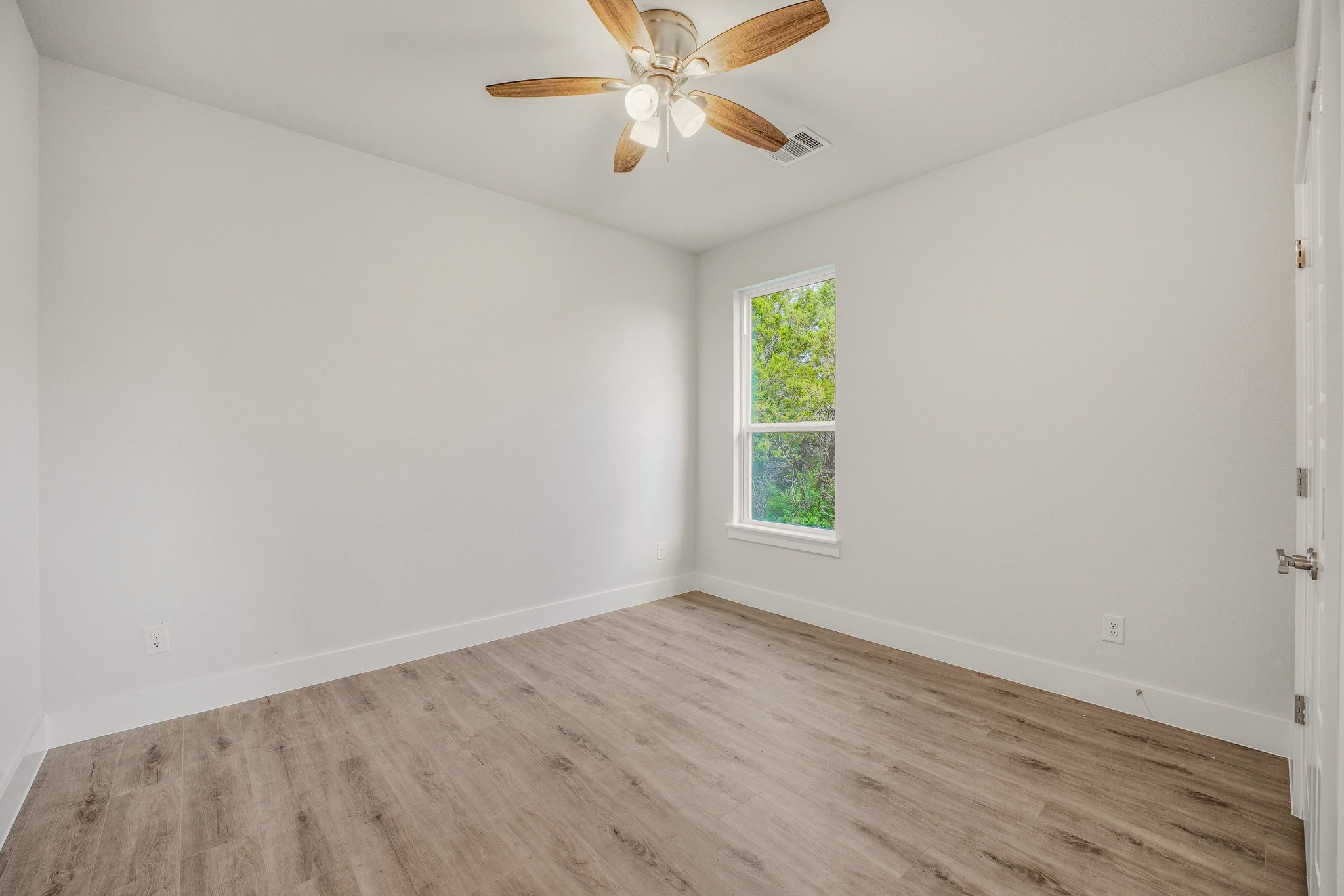5506 Firewood Trail Granbury TX 76048