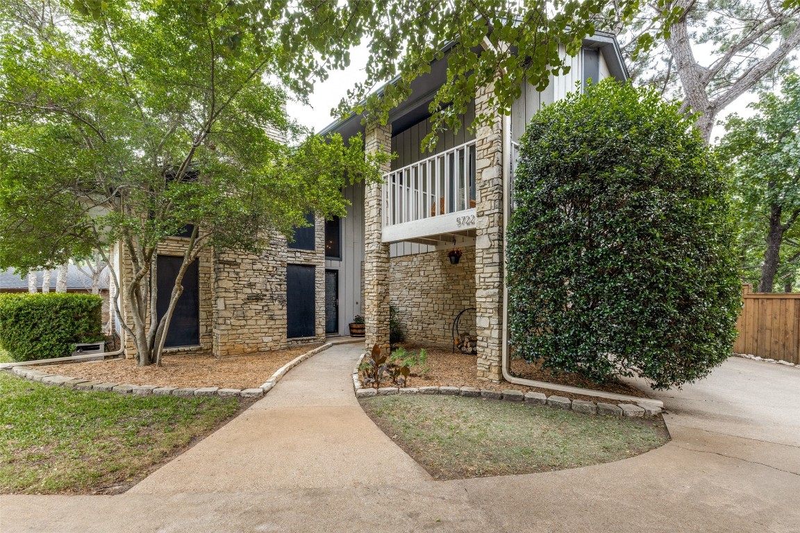 5722 Trails Edge Court Arlington TX 76017