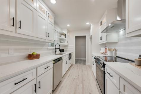 2234 Aloha Drive Mesquite TX 75150