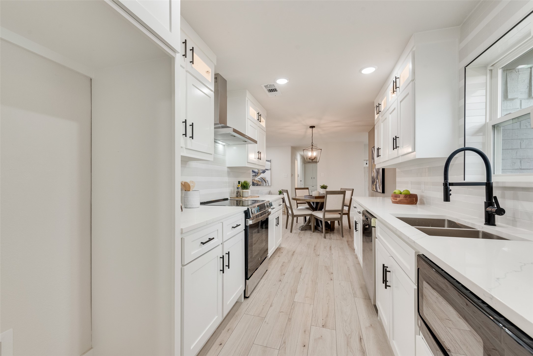 2234 Aloha Drive Mesquite TX 75150