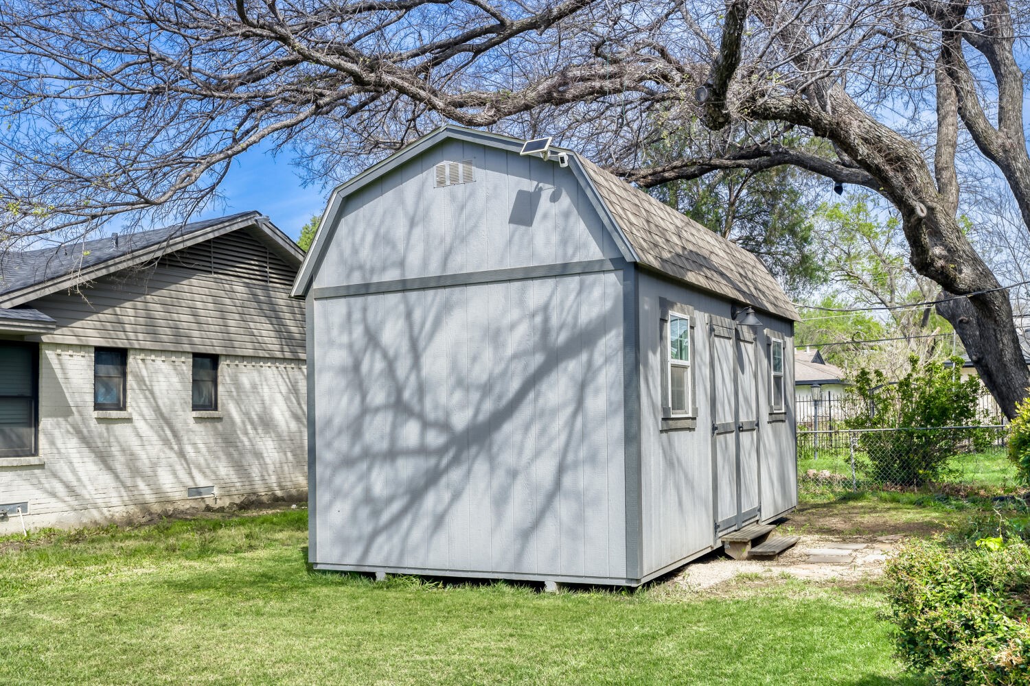3161 Waldrop Drive Dallas TX 75229