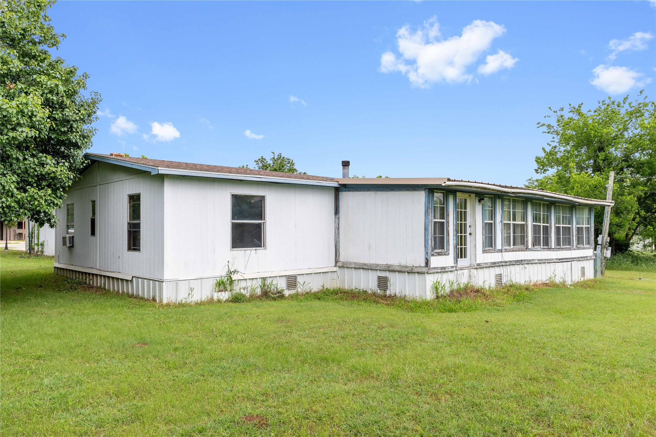210 7th Street Blanket TX 76432