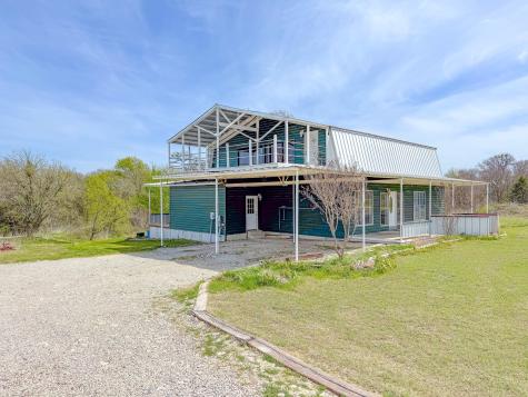 1004 NW County Road 3245 Hubbard TX 76648