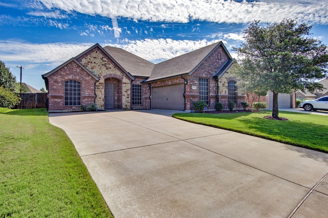 1144 Rosemary Court Burleson TX 76028