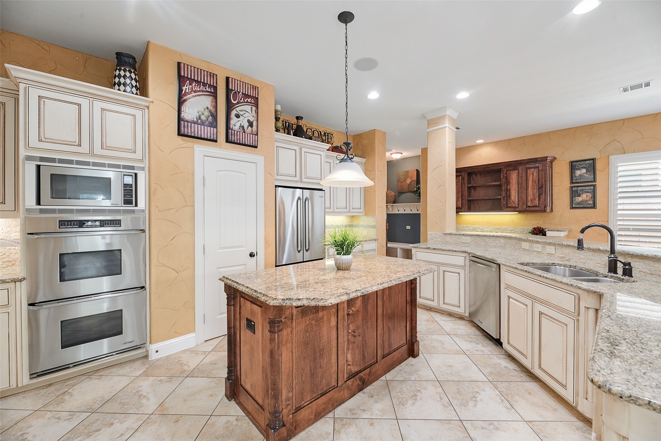 409 Silverado Trail Keller TX 76248