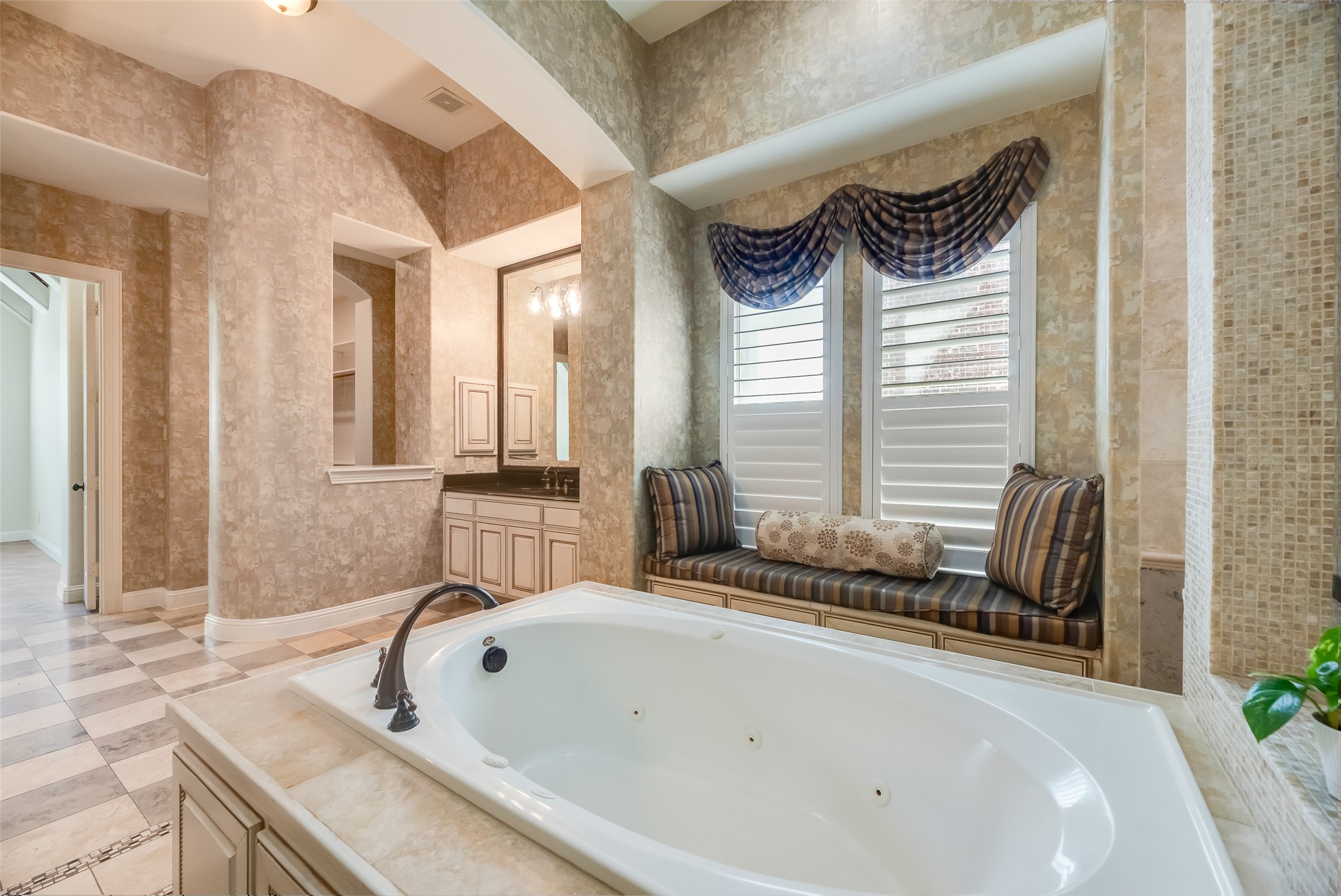 409 Silverado Trail Keller TX 76248