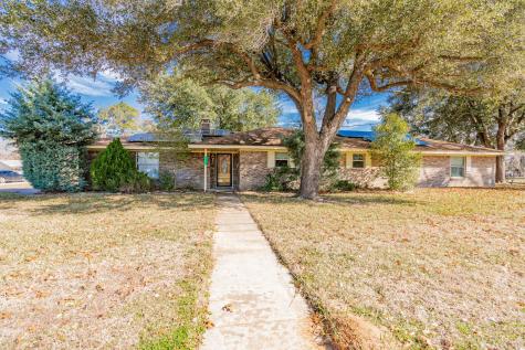 301 Lakeway Boulevard Tool TX 75143