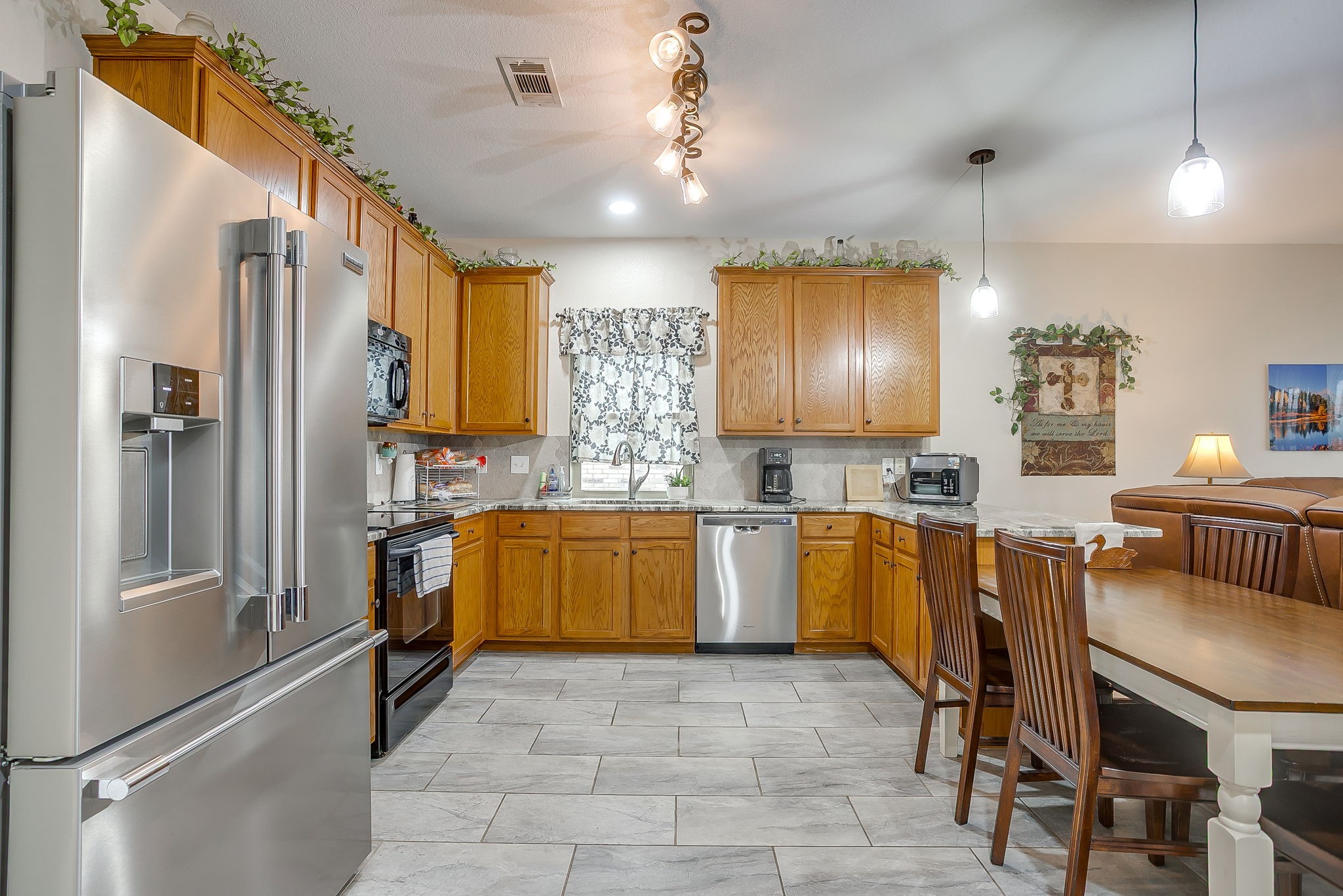 5800 Show Master Lane Fort Worth TX 76179