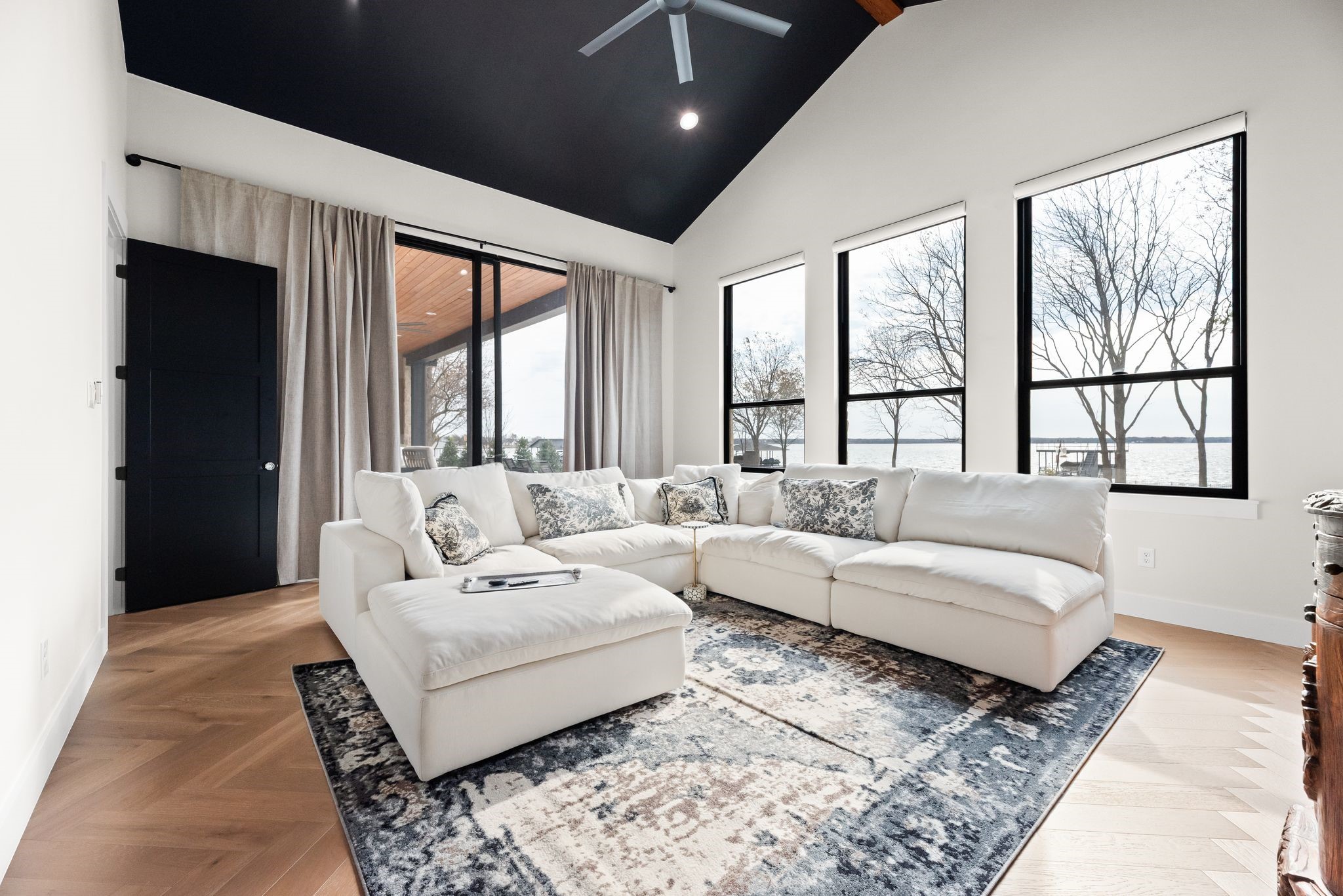 1196 The Shores Drive Corsicana TX 75109