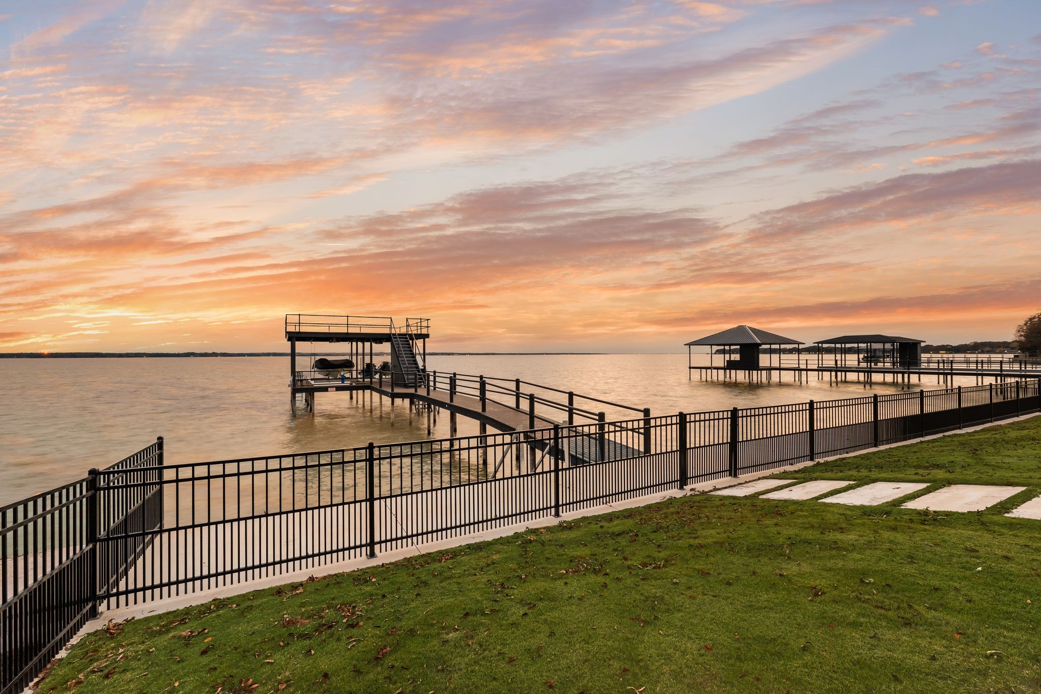 1196 The Shores Drive Corsicana TX 75109
