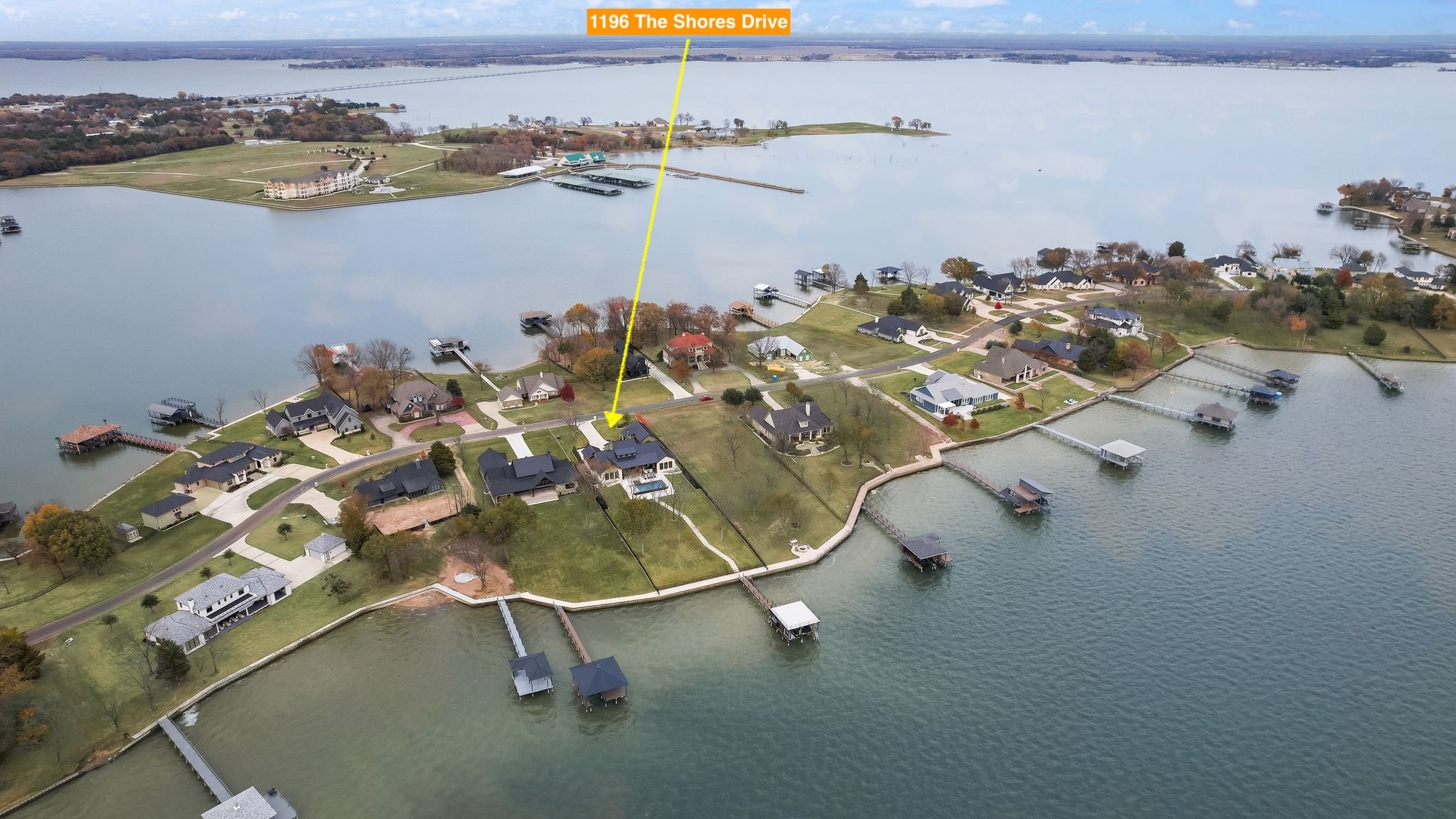 1196 The Shores Drive Corsicana TX 75109