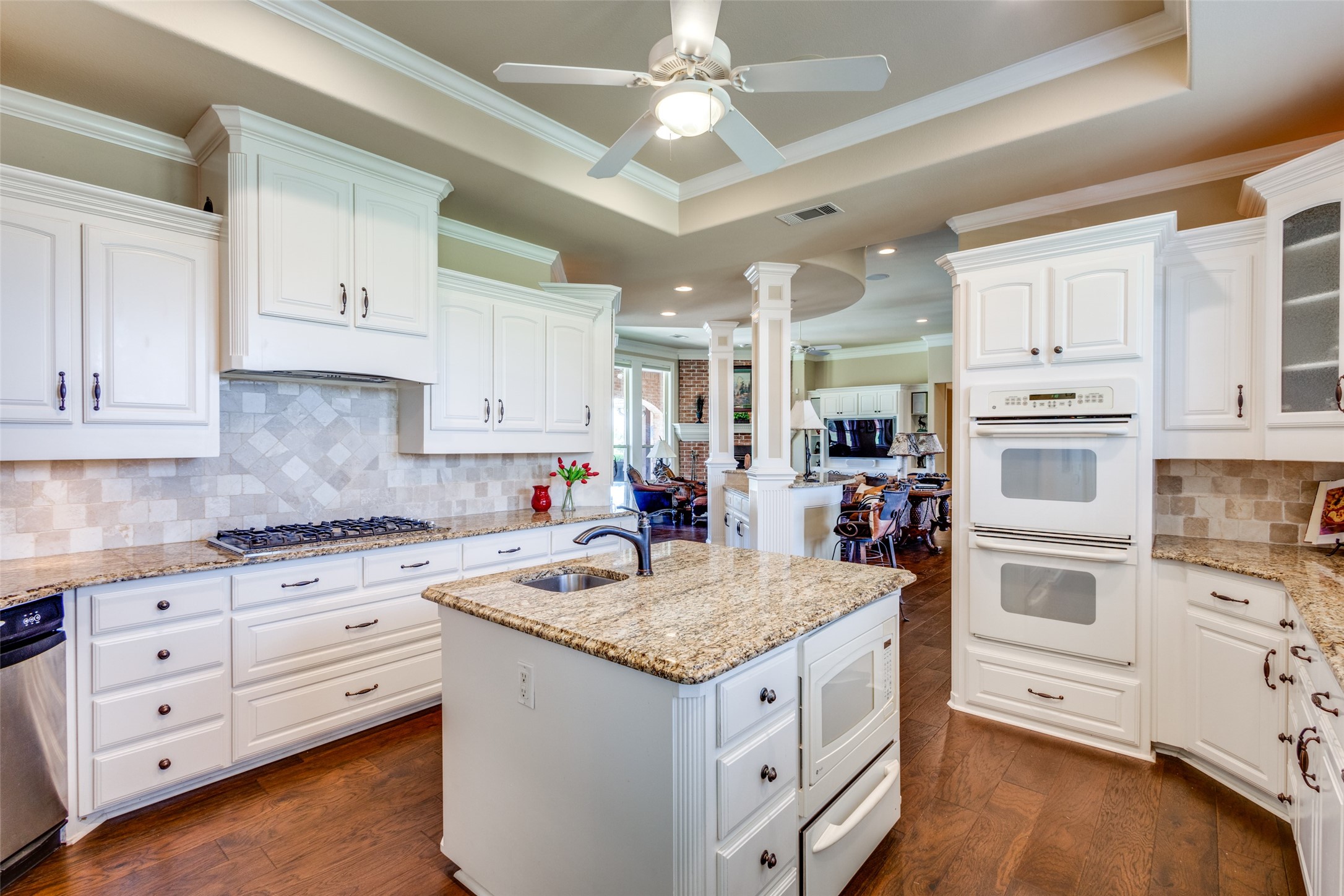 821 Fm 406 Denison TX 75020