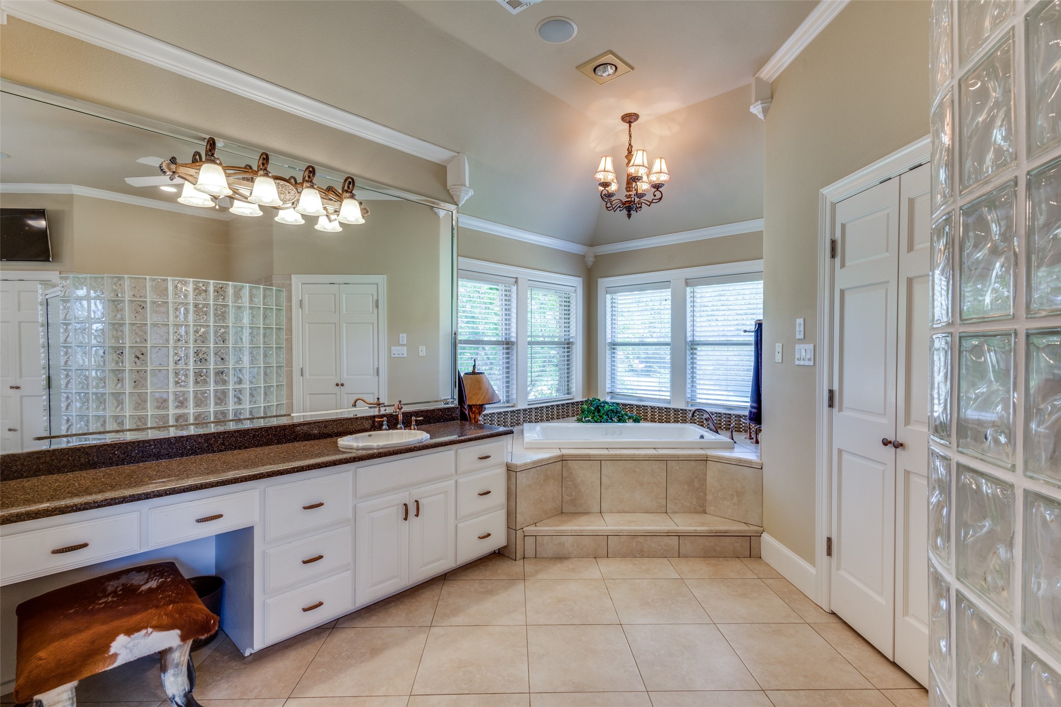 821 Fm 406 Denison TX 75020