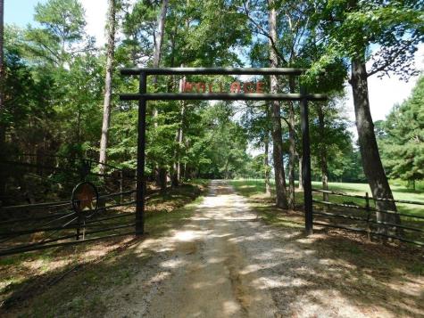 8452 County Road 2301 Arp TX 75750