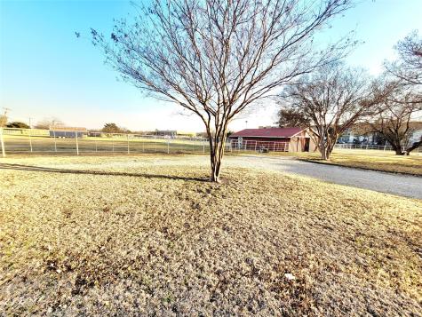4260 Lasater Road Balch Springs TX 75181