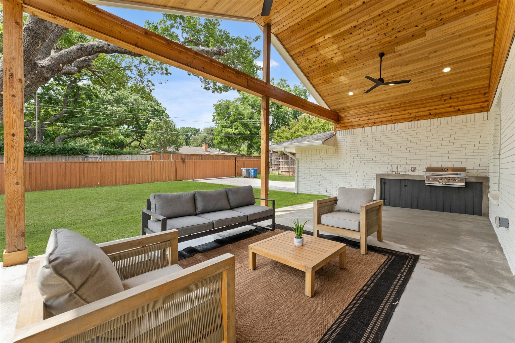 7210 Baxtershire Drive Dallas TX 75230