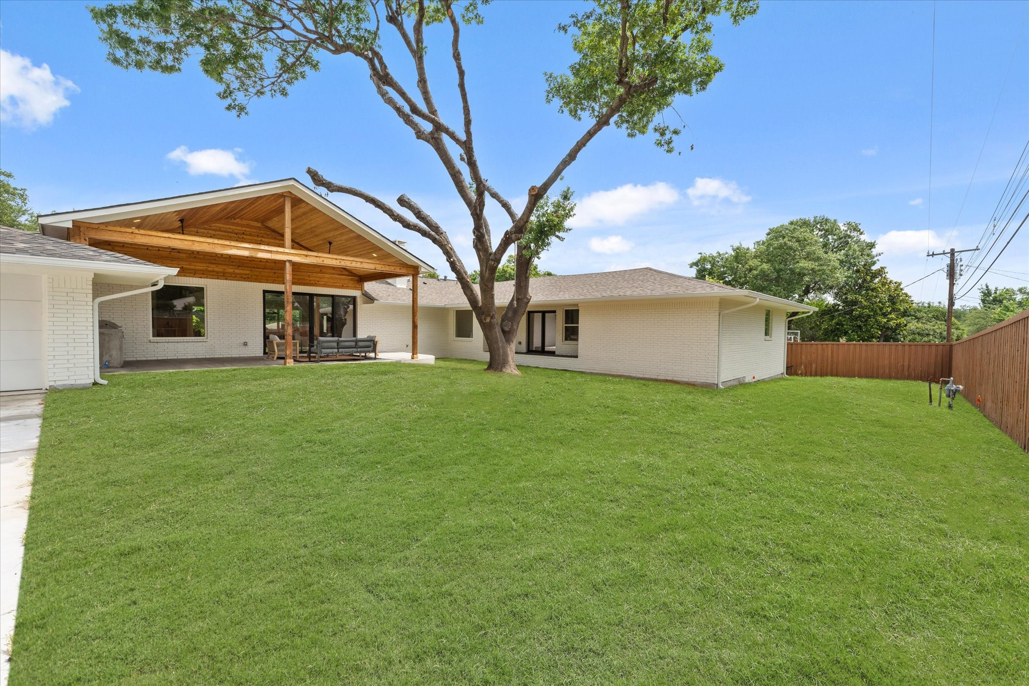 7210 Baxtershire Drive Dallas TX 75230