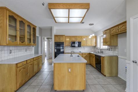 527 Gingerbread Lane Waxahachie TX 75165