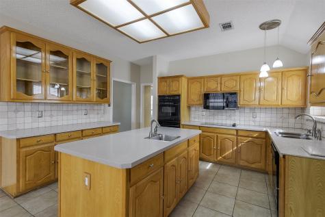 527 Gingerbread Lane Waxahachie TX 75165