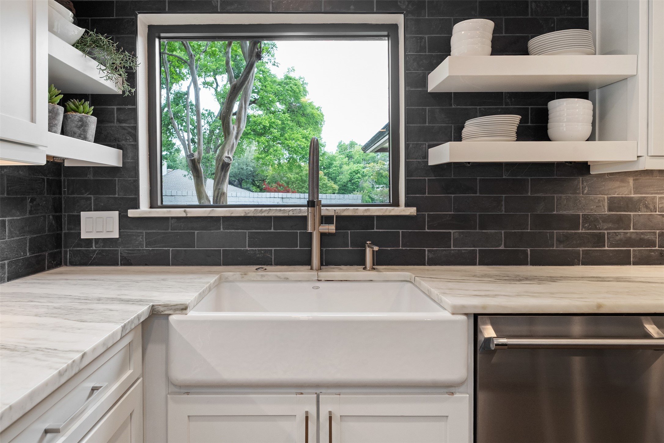 6401 Hidden Cove Drive Dallas TX 75248