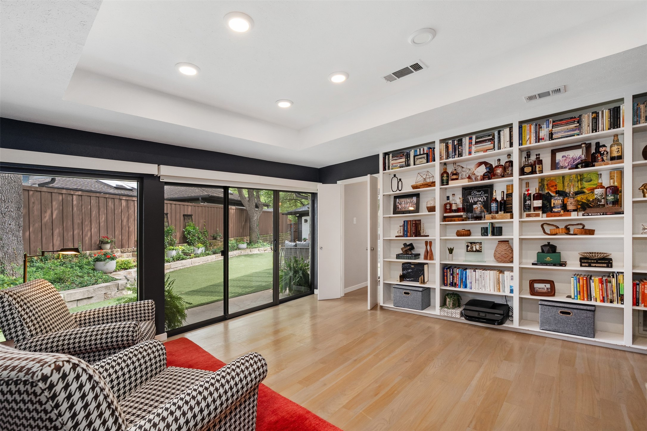 6401 Hidden Cove Drive Dallas TX 75248