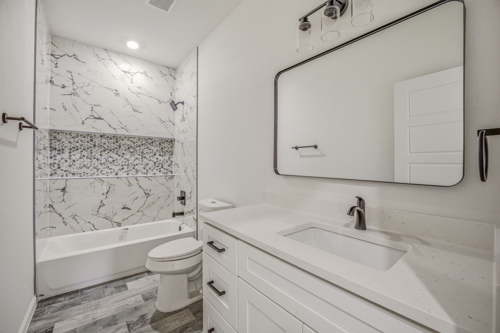 5708 Vanessa Court Granbury TX 76048