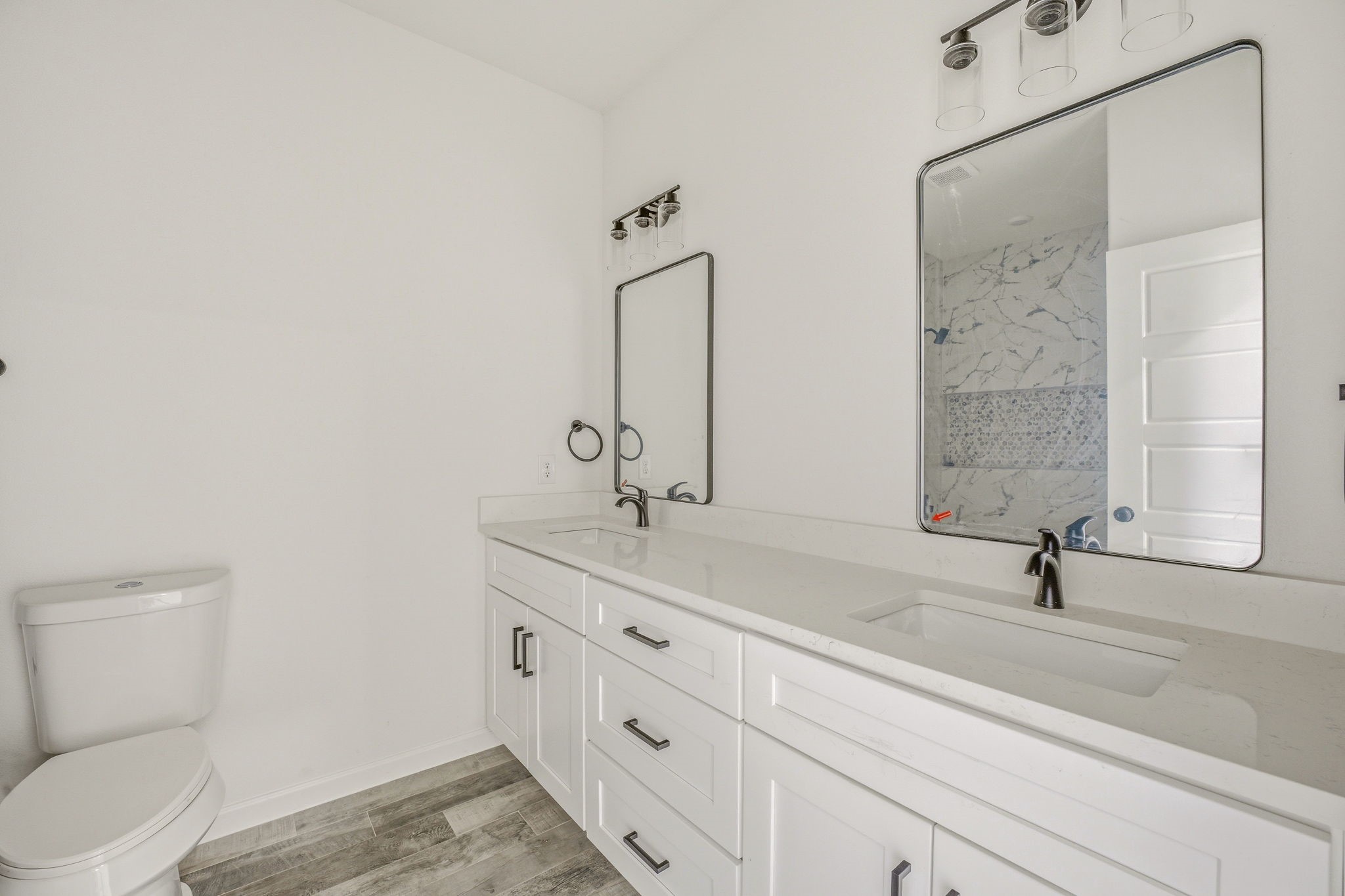 5708 Vanessa Court Granbury TX 76048