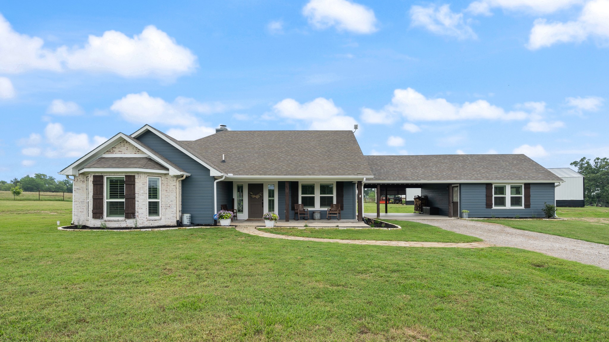 2289 State Highway 276 Emory TX 75440