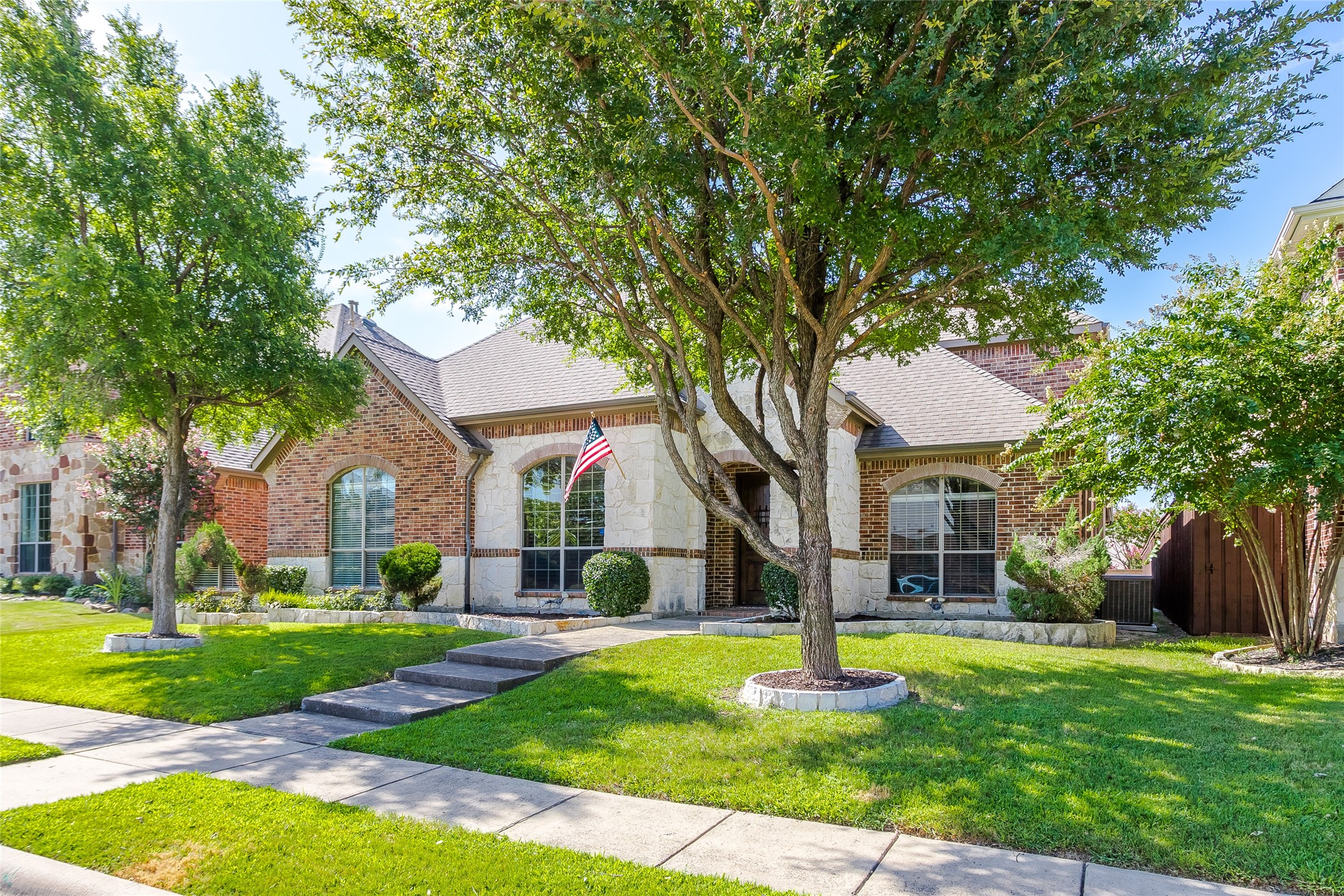 4510 Meadowview Lane Sachse TX 75048