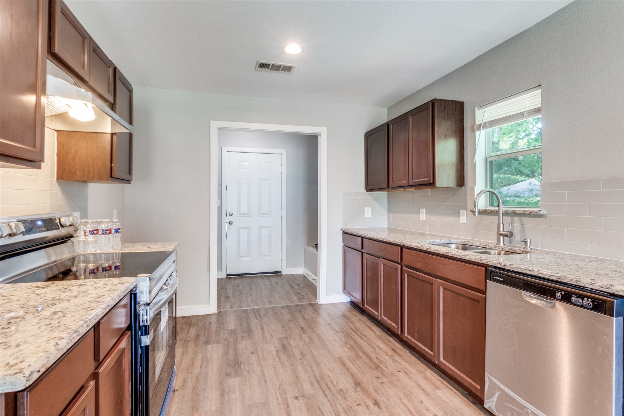 6437 Leana Avenue Dallas TX 75241