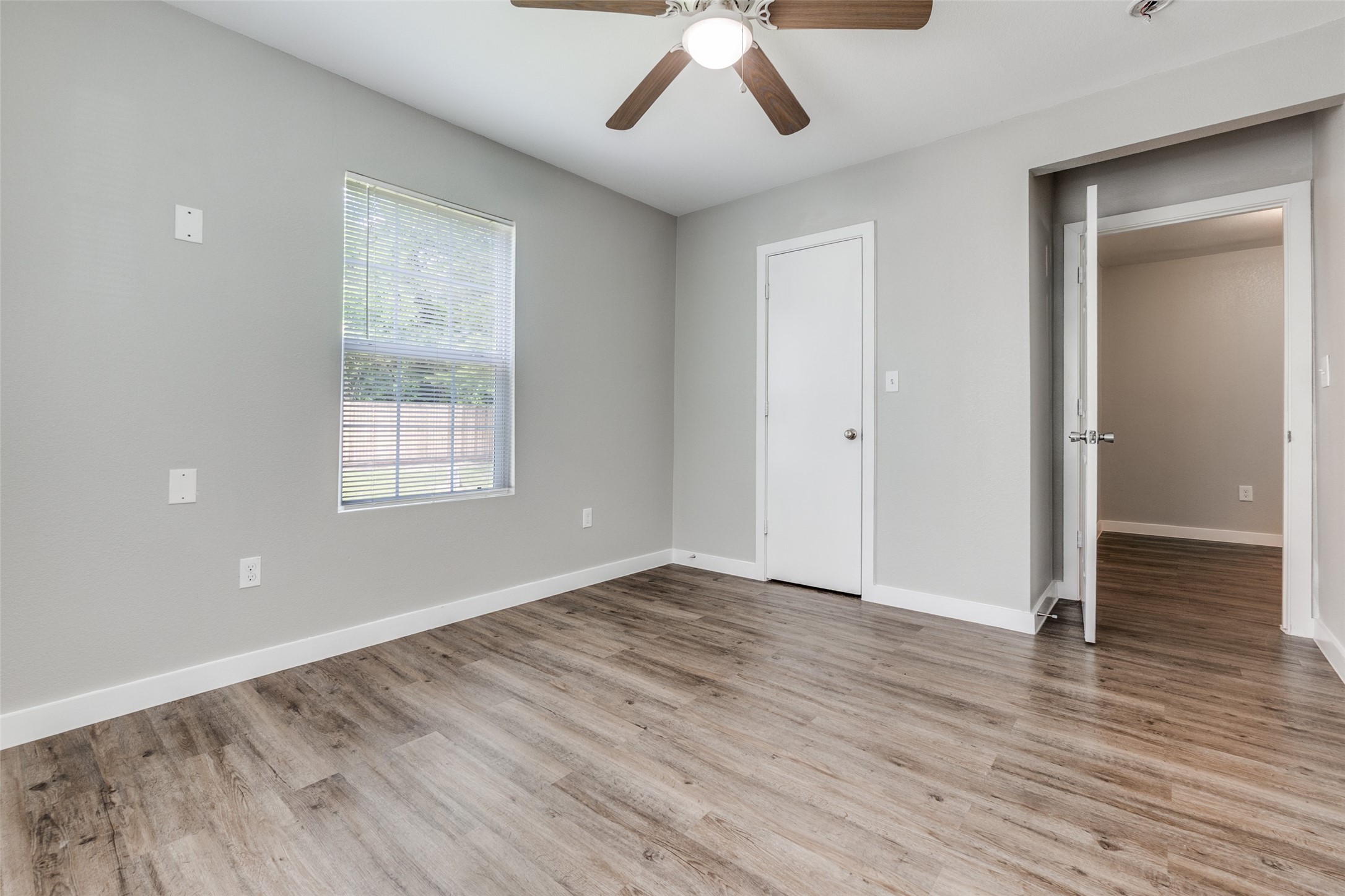 6437 Leana Avenue Dallas TX 75241