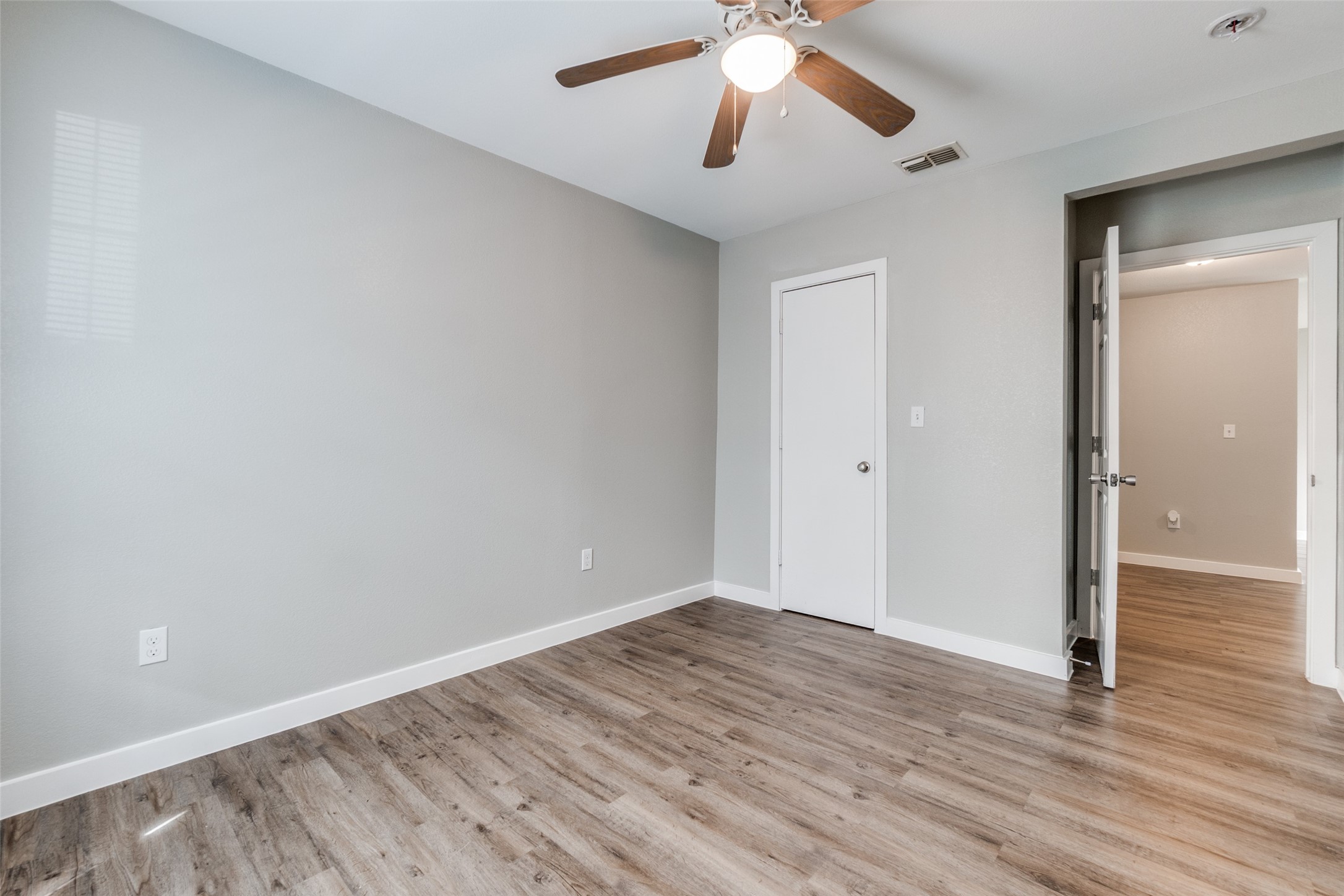 6437 Leana Avenue Dallas TX 75241