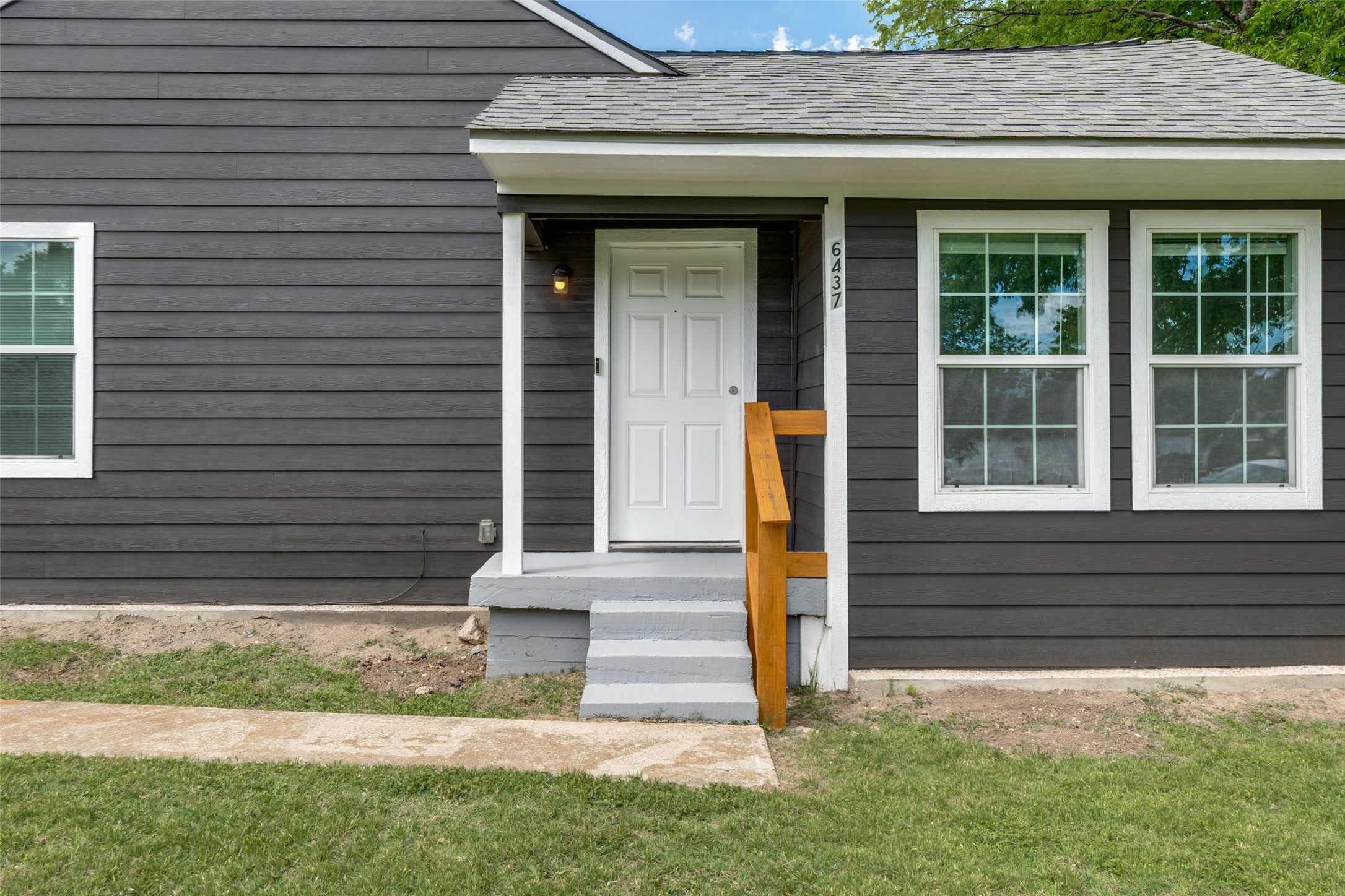 6437 Leana Avenue Dallas TX 75241
