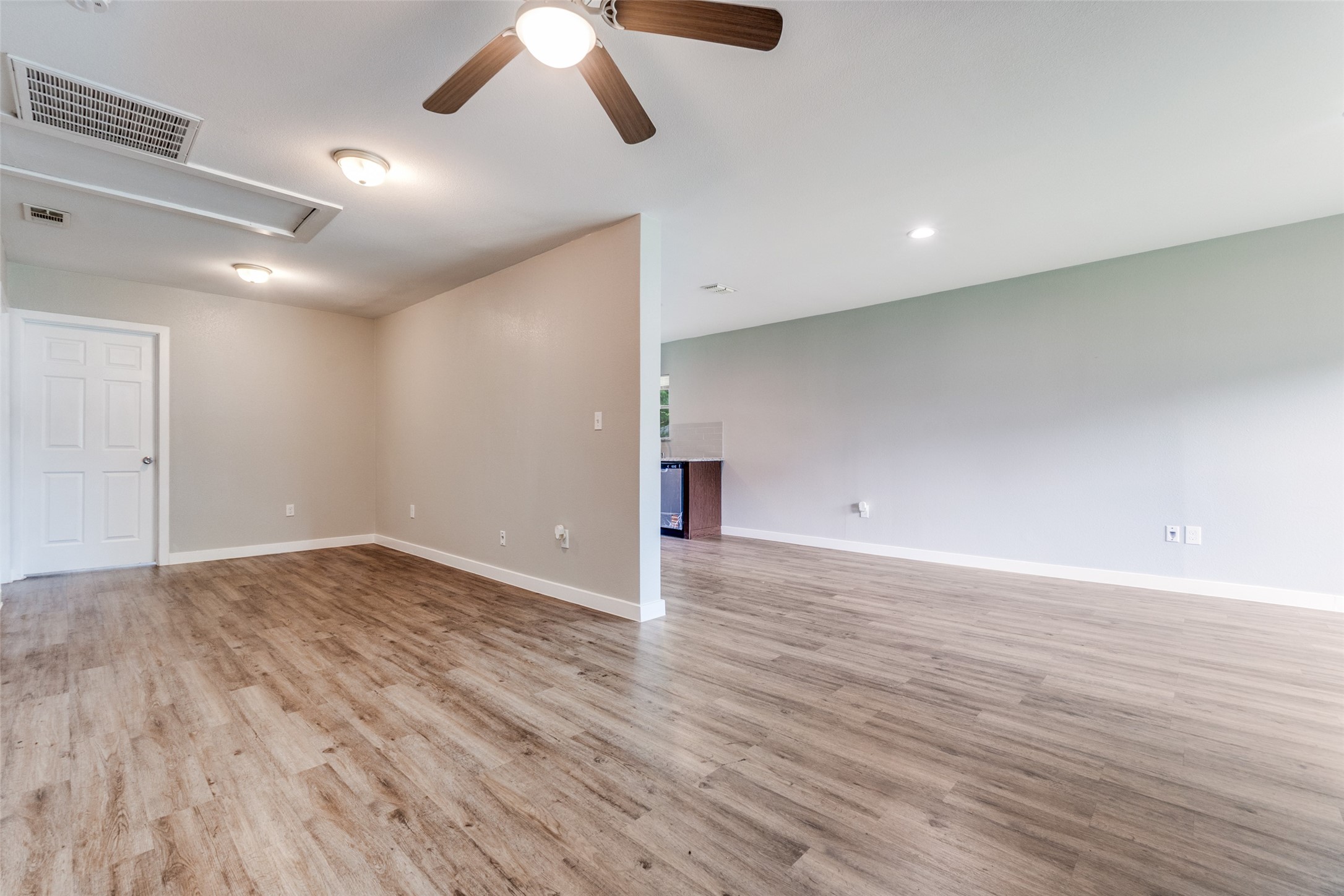 6437 Leana Avenue Dallas TX 75241