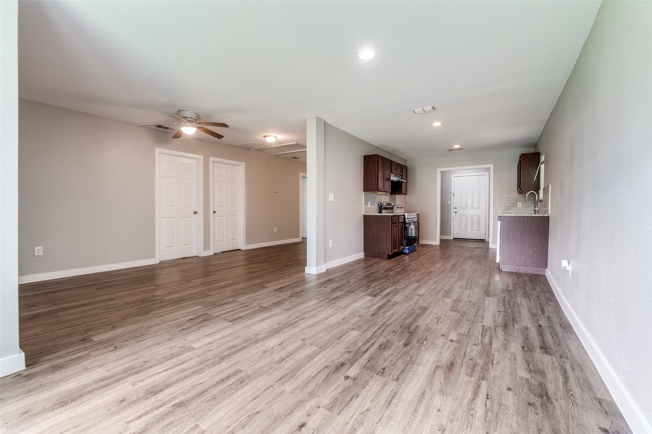 6437 Leana Avenue Dallas TX 75241