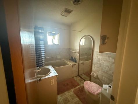 909 Railroad Street Rochester TX 79544