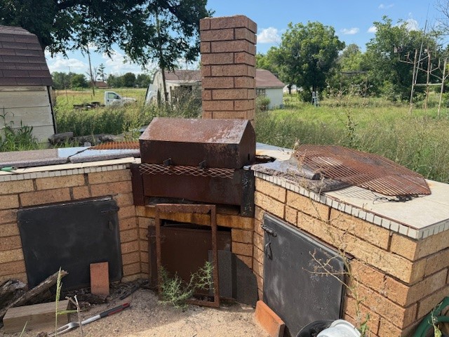 909 Railroad Street Rochester TX 79544