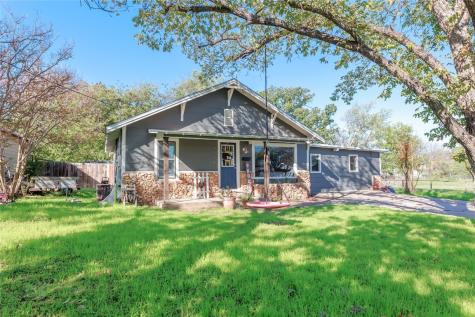 1912 S Cypress Street Brady TX 76825
