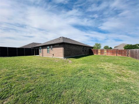 215 Belmont Park Drive Ponder TX 76259