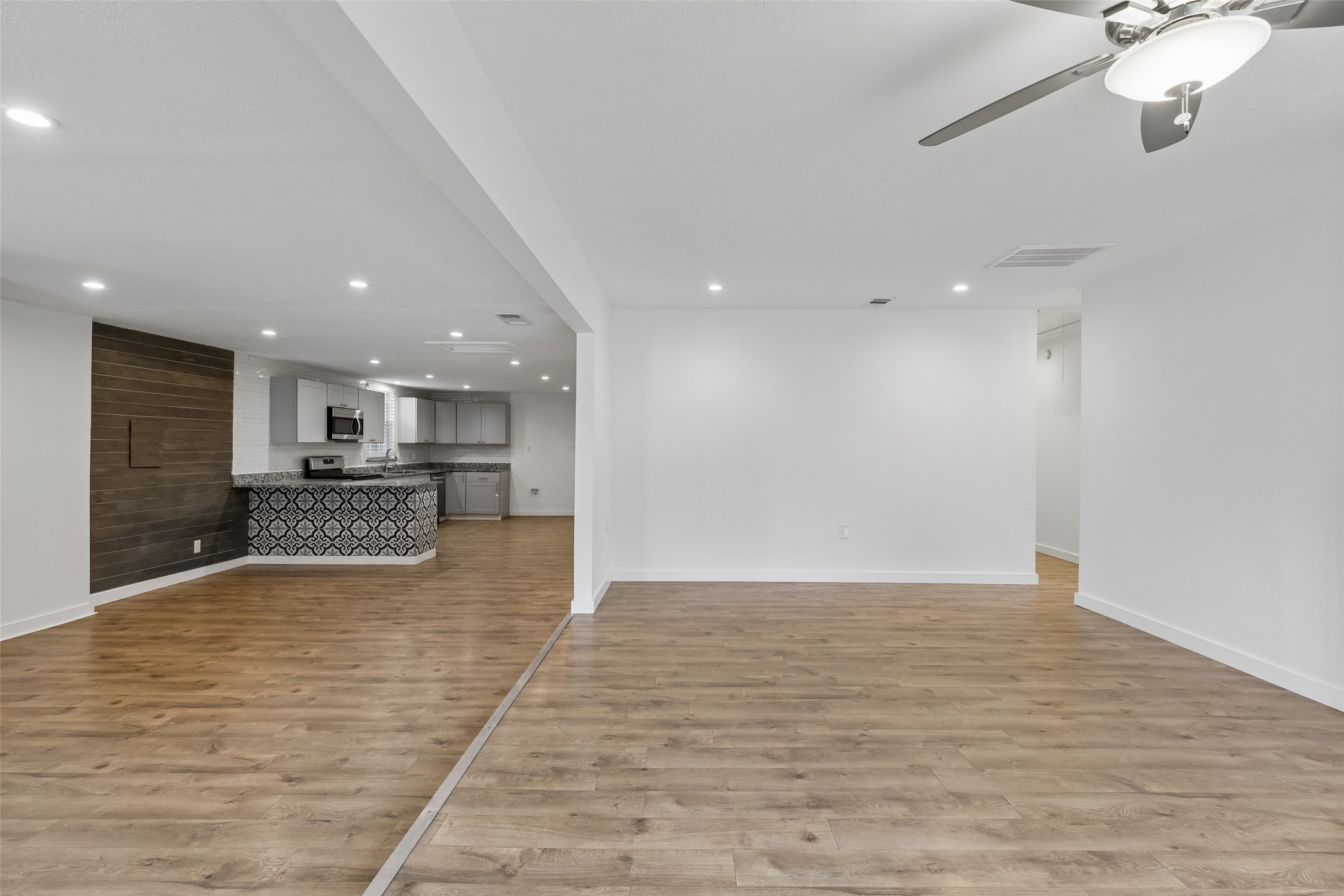 2519 Maverick Avenue Dallas TX 75228