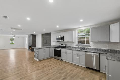 2519 Maverick Avenue Dallas TX 75228