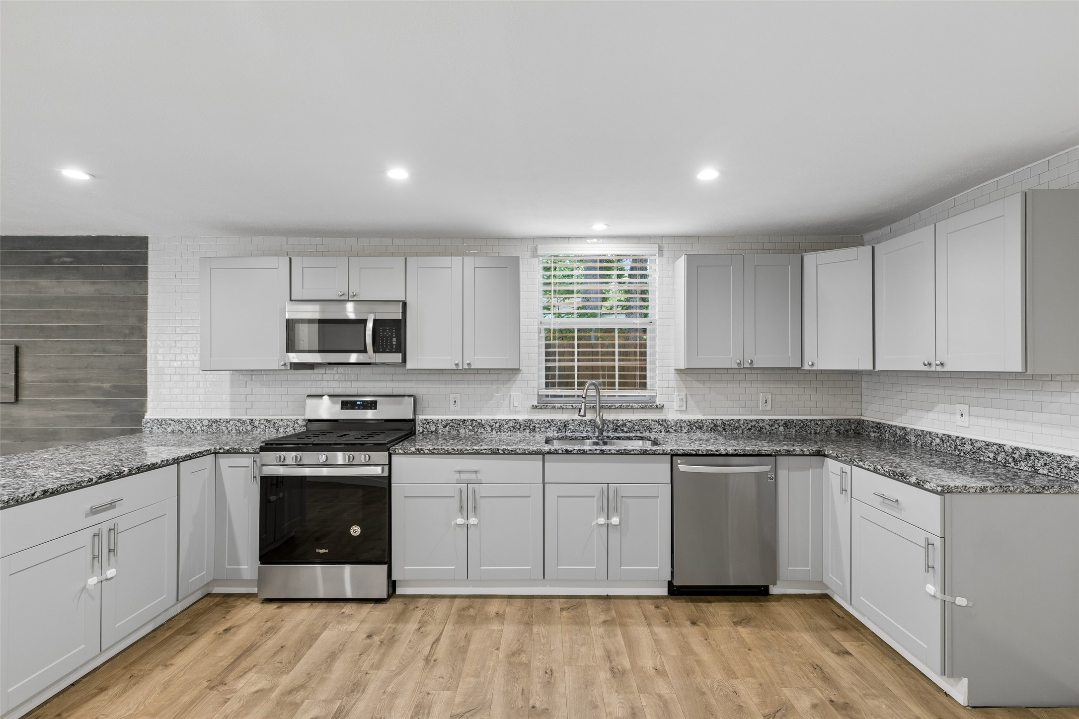 2519 Maverick Avenue Dallas TX 75228