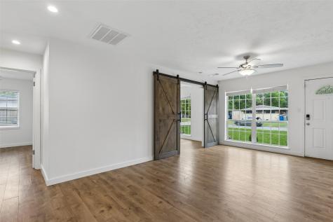 2519 Maverick Avenue Dallas TX 75228