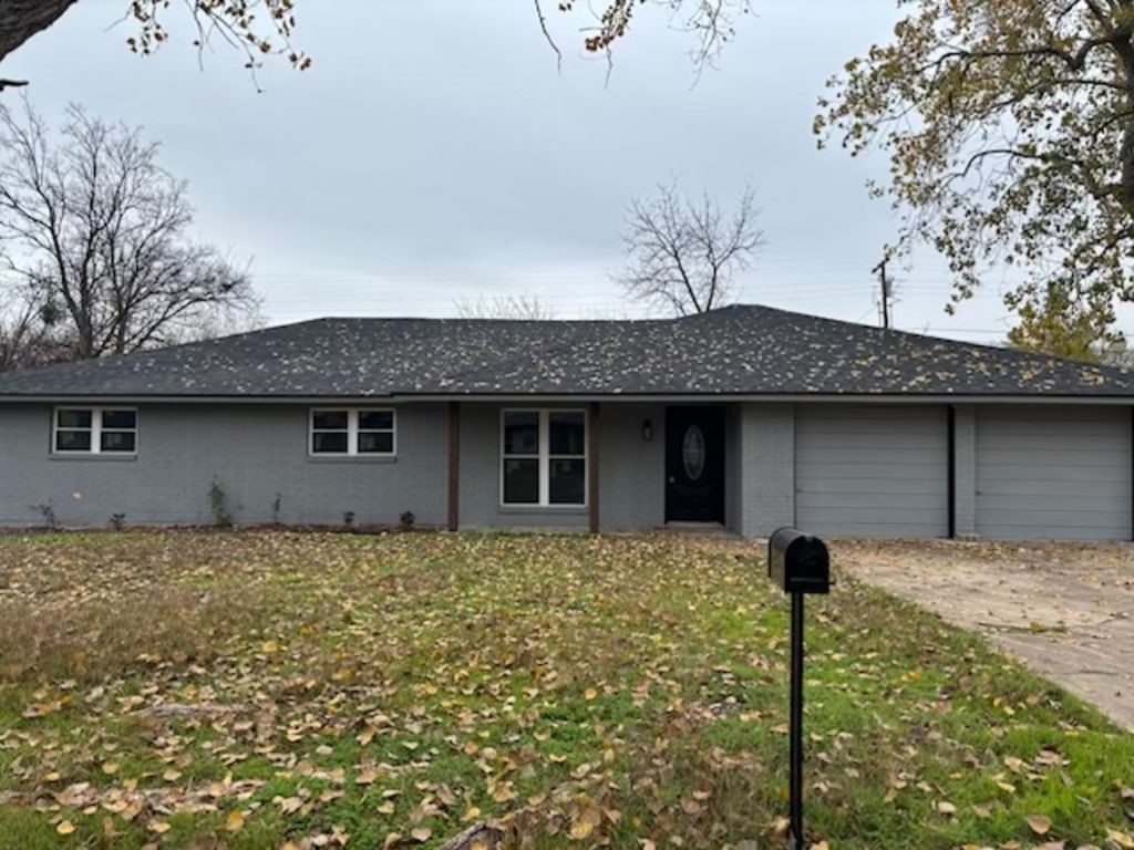 916 W Elizabeth Drive Robinson TX 76706