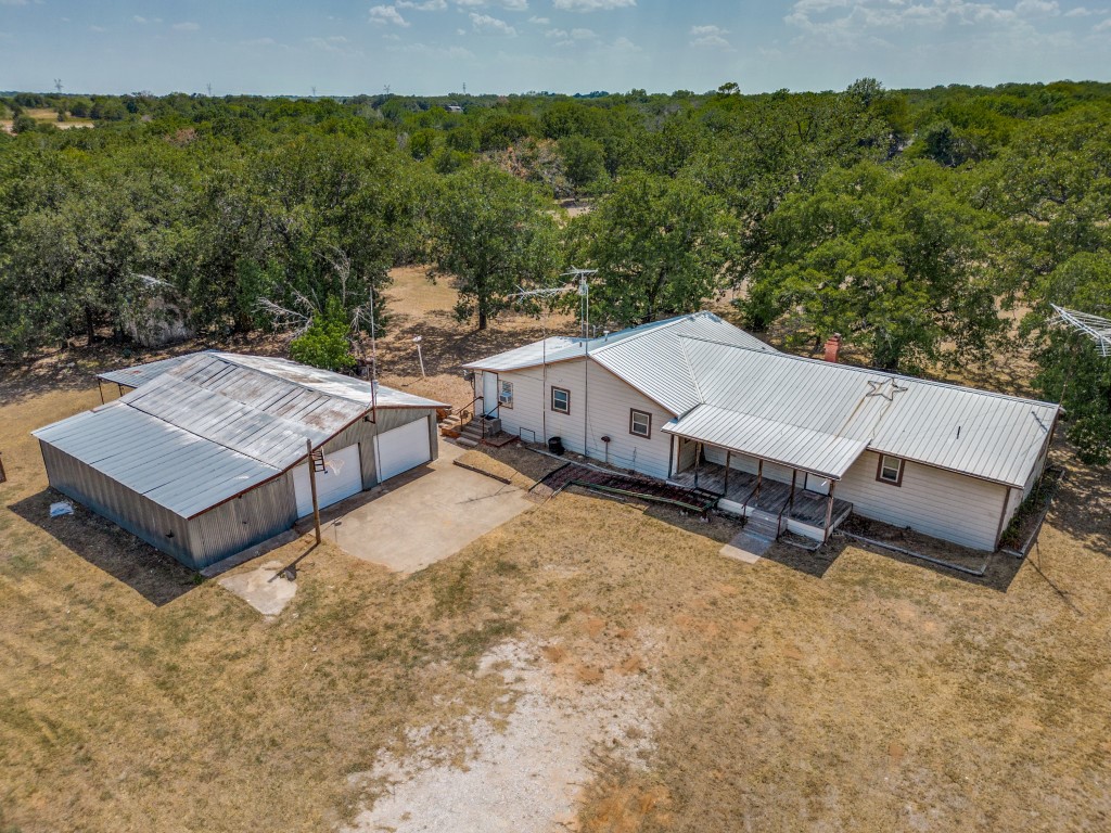 207 County Road 3597 Boyd TX 76023