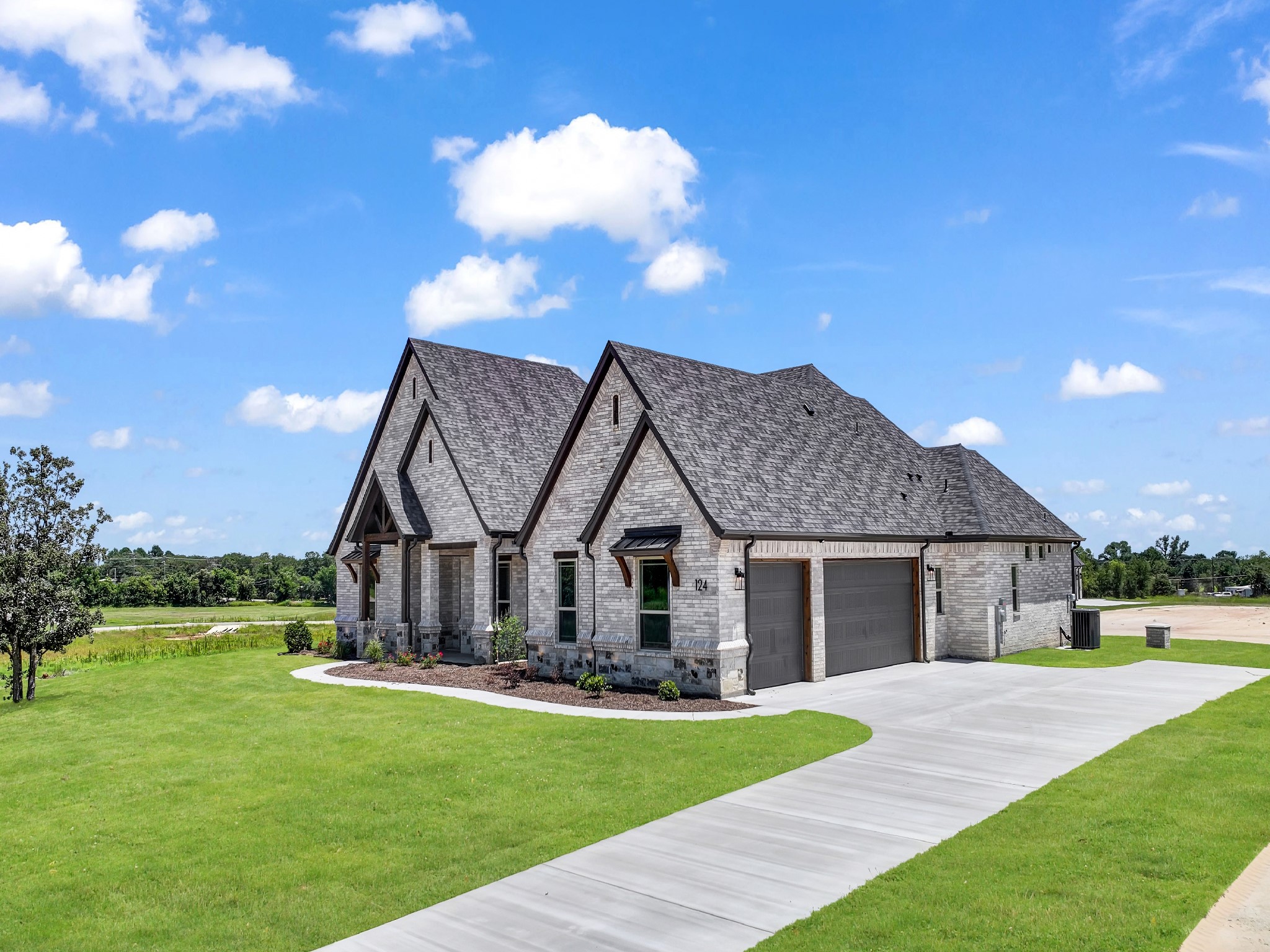124 Desperado Way Weatherford TX 76088