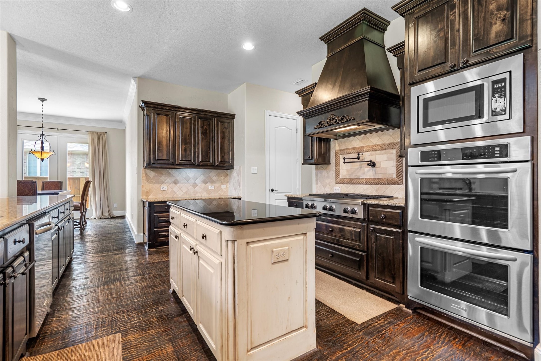 8920 Charles Street Lantana TX 76226