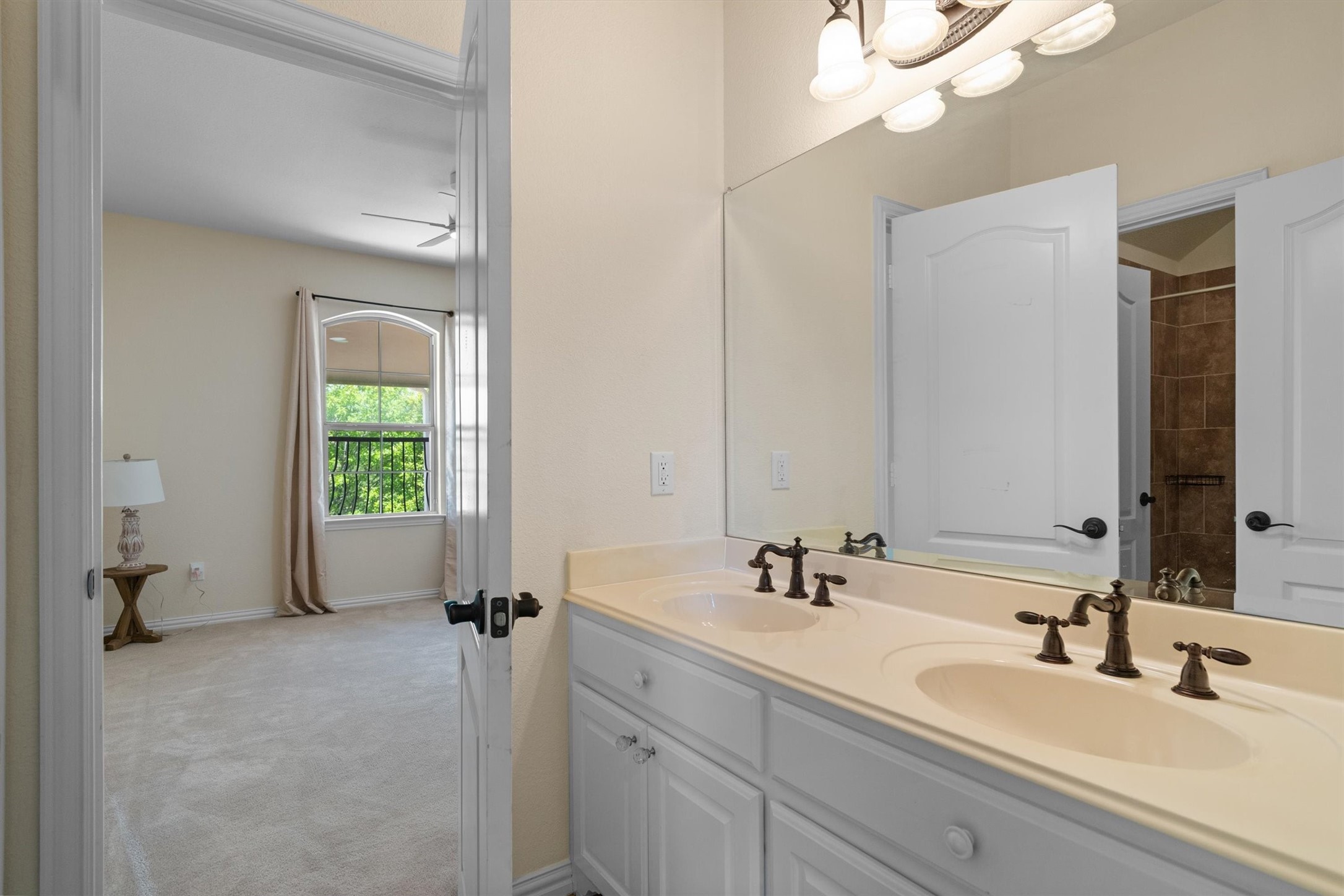 8920 Charles Street Lantana TX 76226