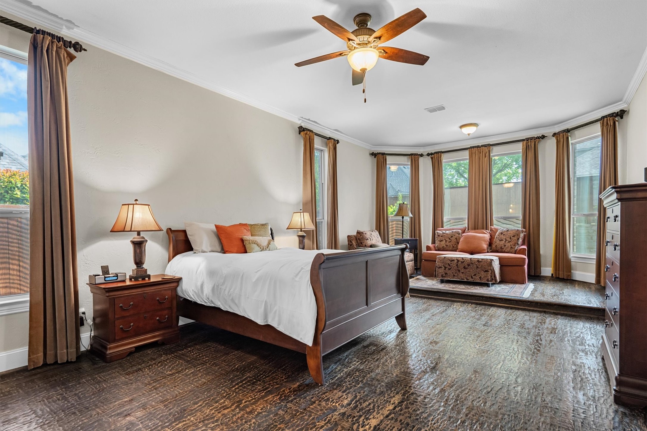 8920 Charles Street Lantana TX 76226